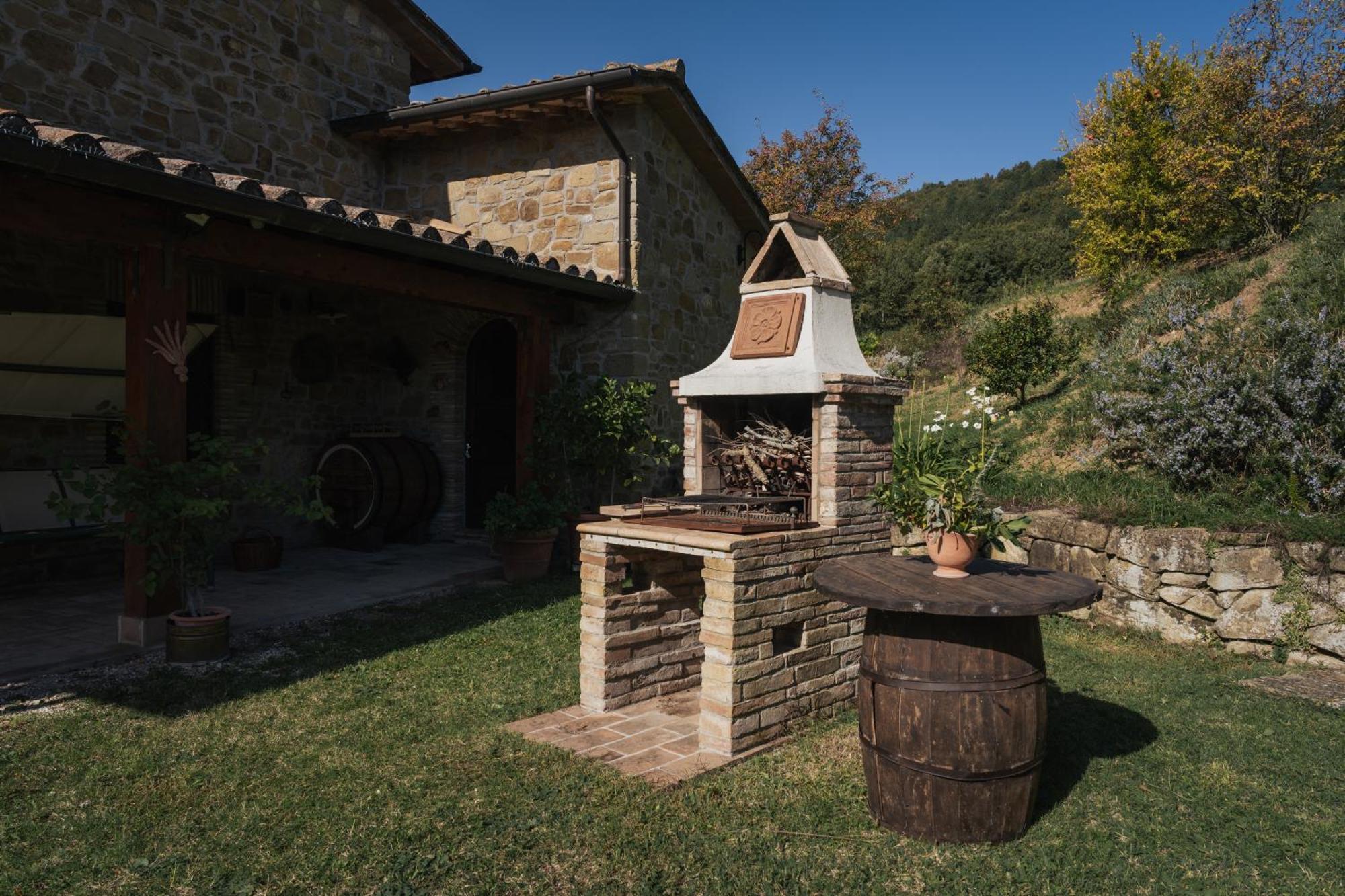 Agriturismo Casa Del Nonno Valfabbrica المظهر الخارجي الصورة