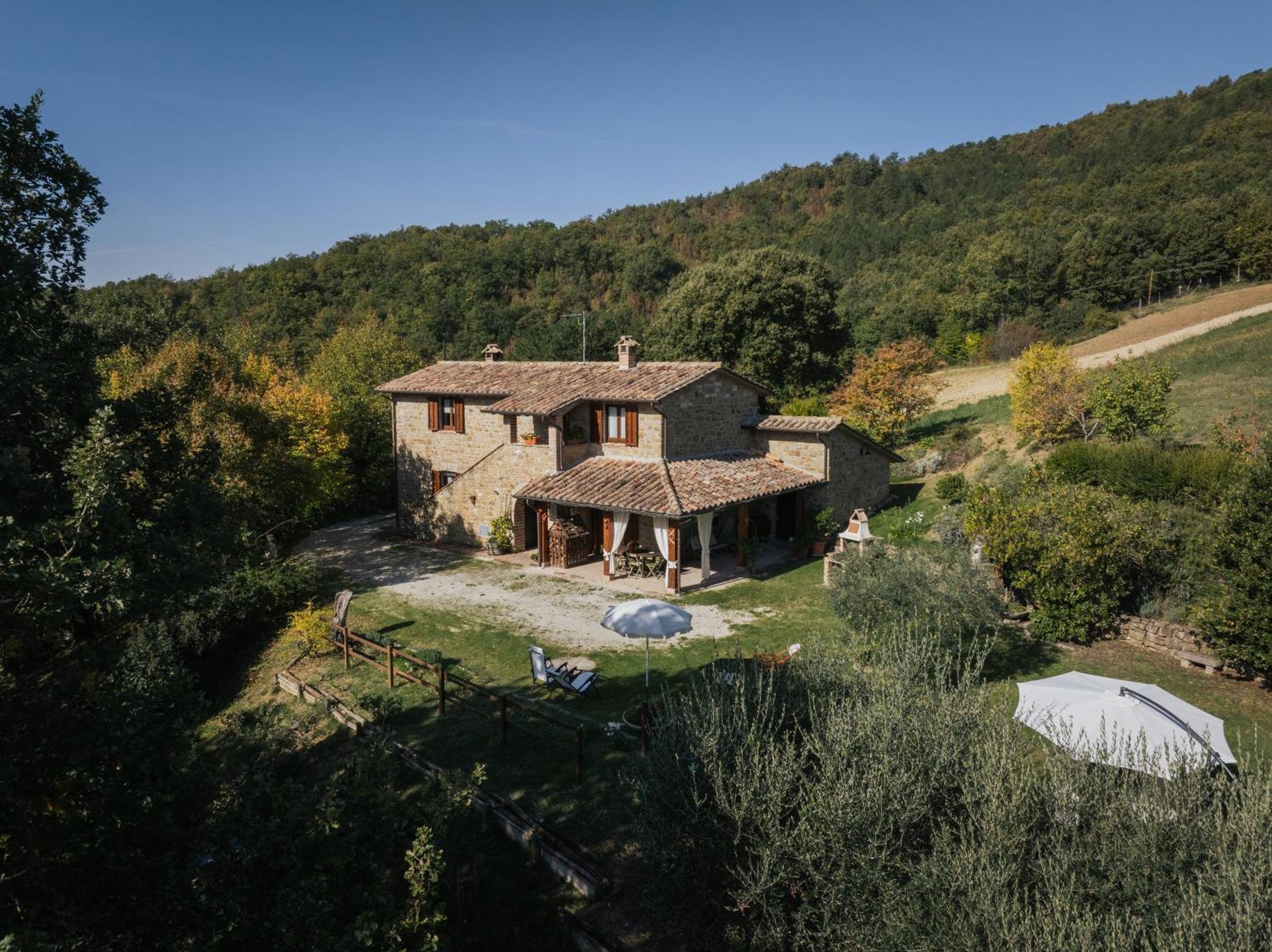 Agriturismo Casa Del Nonno Valfabbrica المظهر الخارجي الصورة